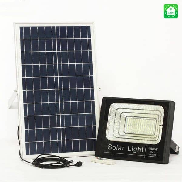 Đèn pha năng lượng mặt trời 100W