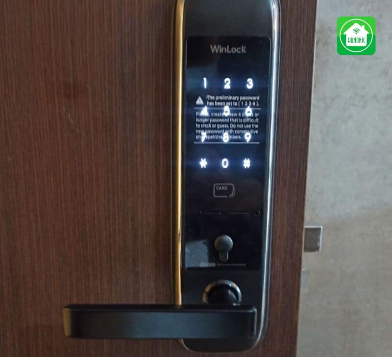 Khóa cửa điện tử WINLOCK ST - 300 nhỏ gọn, tinh tế